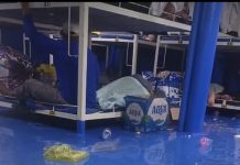 Cuaca Buruk, Kapal Barcelona 1 Putar Balik ke Ternate: Penumpang Basah Kuyup, Motor Rusak