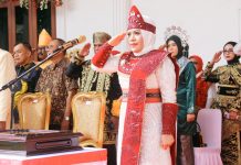 Peringatan HUT ke-80 RI di Kepulauan Sula Berlangsung Khidmat, Dipimpin Langsung Bupati Fifian