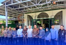 Jamintel Kejagung Ziarahi Makam Pahlawan Nasional di Ternate