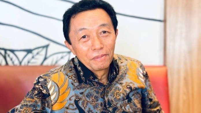 hendra-karianga-praktisi-hukum